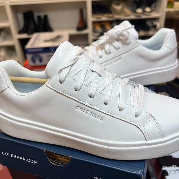 🔥🔥 NEW Cole Haan Grand Crosscourt White Sneakers women size 6 - Picture 6 of 6